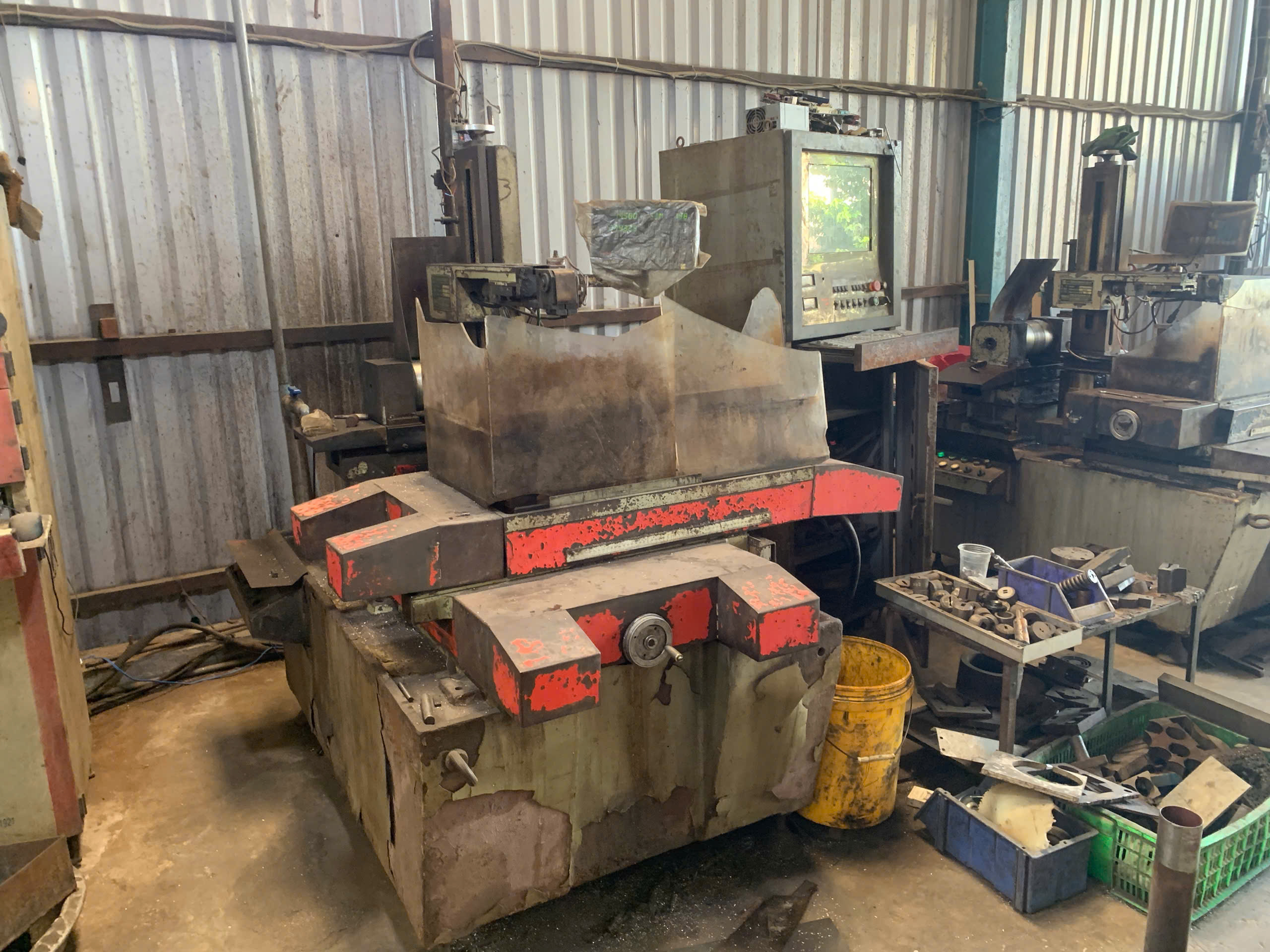 CNC wire cutting machine.jpg